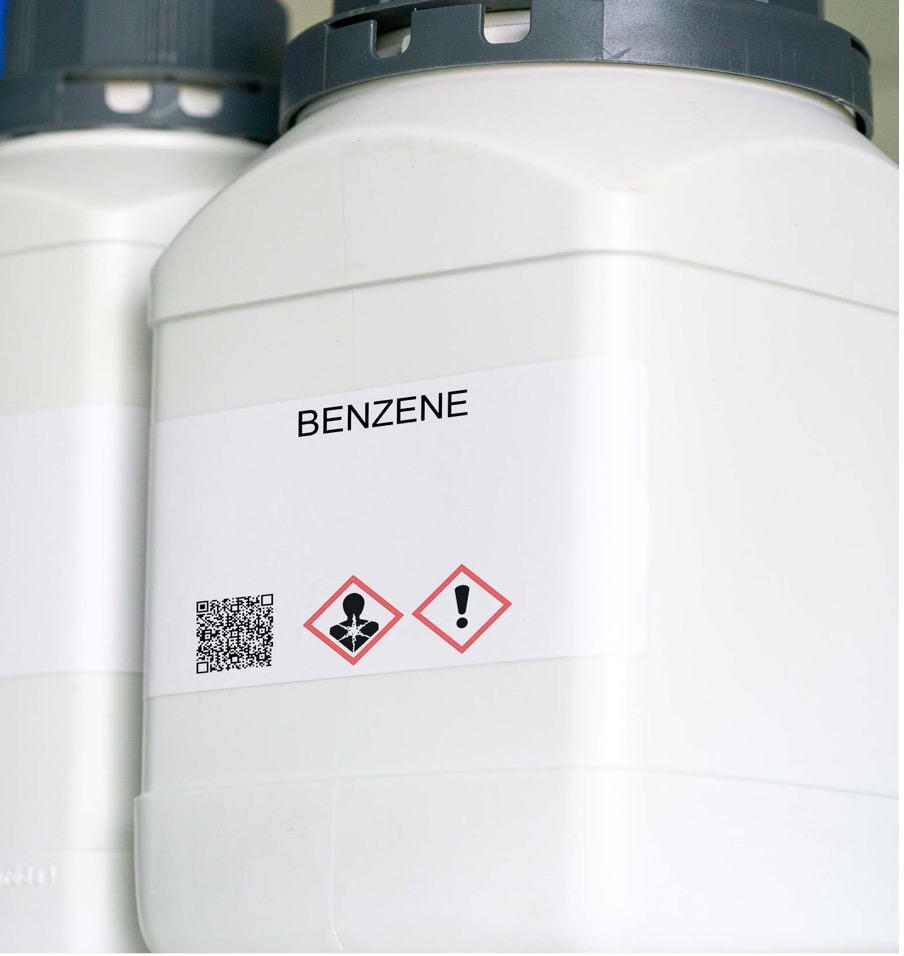 Whit Benzene Container
